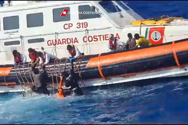 Forty-one African migrants die in another shipwreck off Italy